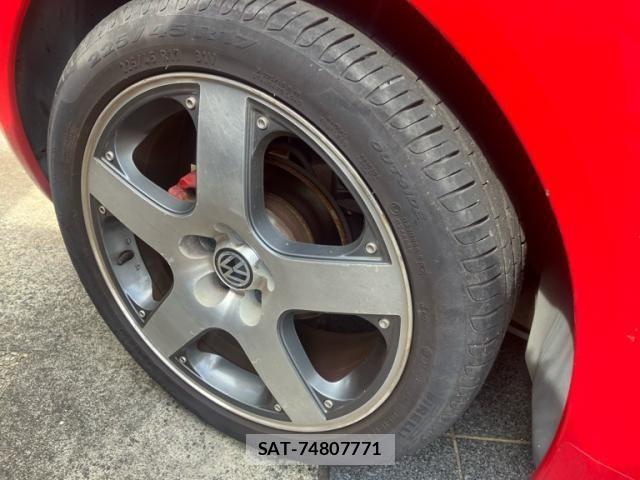 VolksWagen NEW BEETLE 2004-09 8133007-9