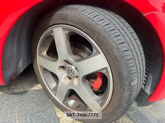 VolksWagen NEW BEETLE 2004-09 8133007-11