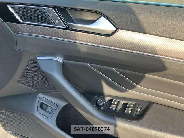 VolksWagen PASSAT ALLTRACK 2024-09 6678782-9