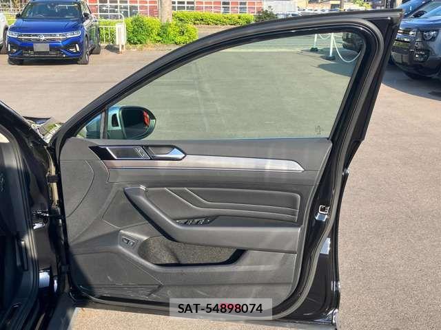 VolksWagen PASSAT ALLTRACK 2024-09 6678782-8