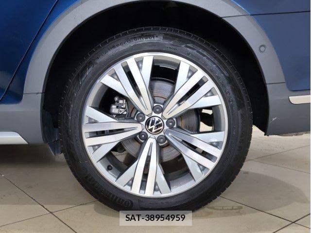 VolksWagen PASSAT ALLTRACK 2022-03 7621341-13