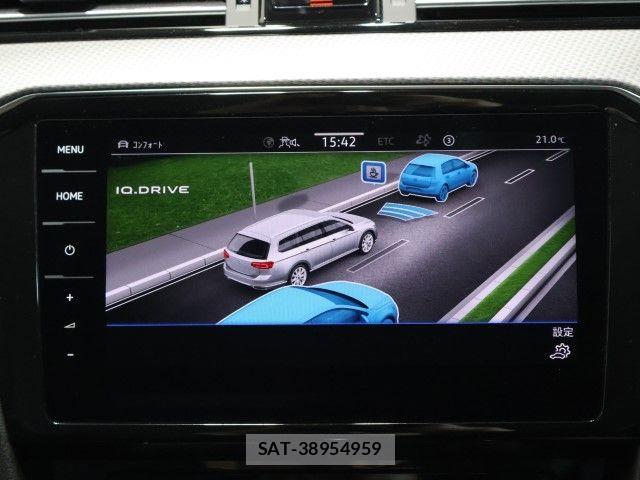 VolksWagen PASSAT ALLTRACK 2022-03 7621341-26