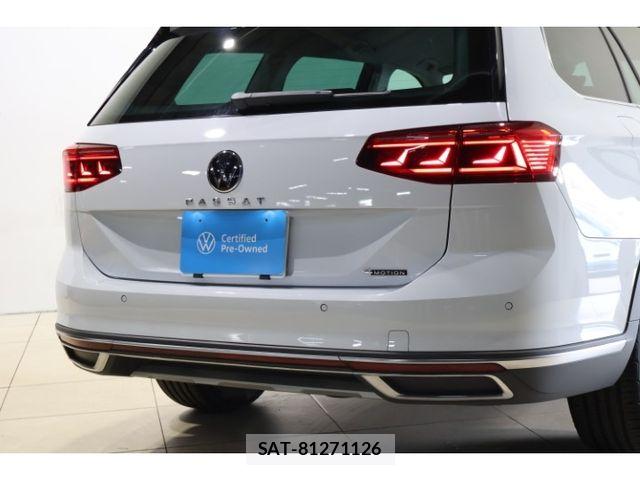 VolksWagen PASSAT ALLTRACK 2024-10 8355892-18