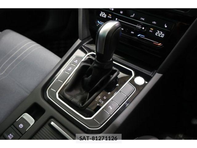 VolksWagen PASSAT ALLTRACK 2024-10 8355892-25