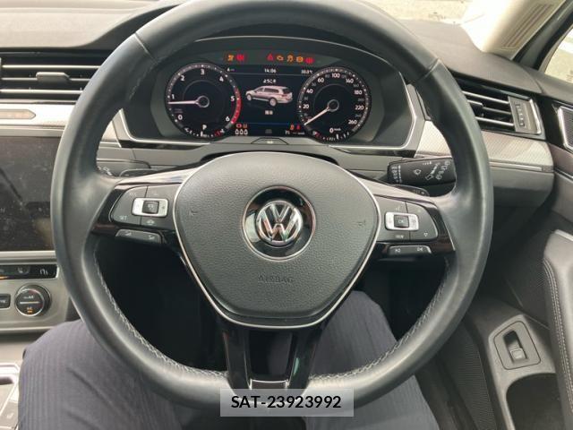 VolksWagen PASSAT ALLTRACK 2020-03 8564097-18