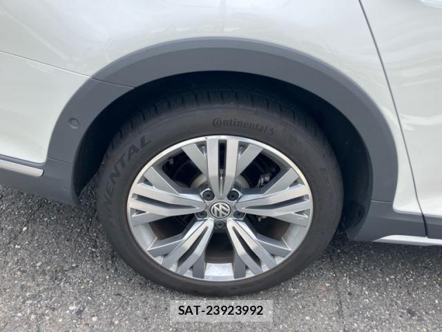VolksWagen PASSAT ALLTRACK 2020-03 8564097-6
