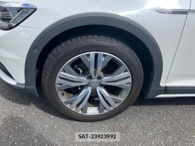 VolksWagen PASSAT ALLTRACK 2020-03 8564097-8