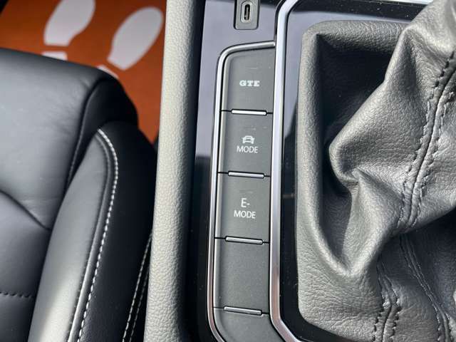 VolksWagen PASSAT 2022-06 467215-6