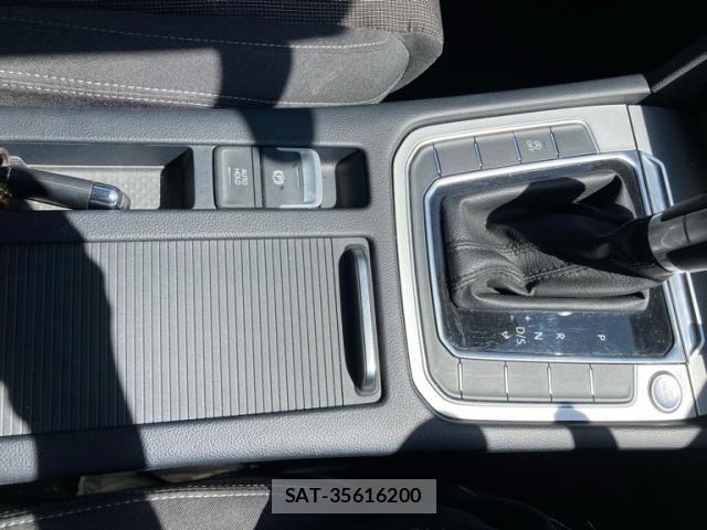 VolksWagen PASSAT 2015-09 7227118-24