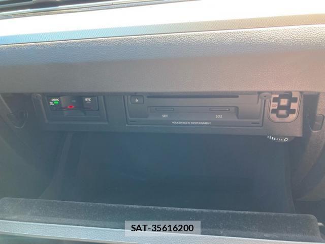 VolksWagen PASSAT 2015-09 7227118-27