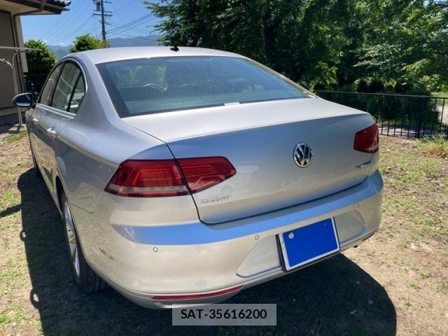 VolksWagen PASSAT 2015-09 7227118-4