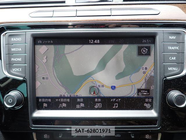 VolksWagen PASSAT 2017-06 7730726-12