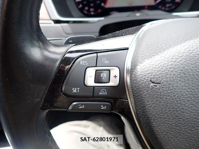 VolksWagen PASSAT 2017-06 7730726-18
