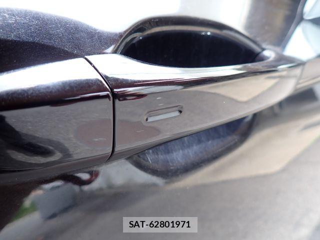 VolksWagen PASSAT 2017-06 7730726-7