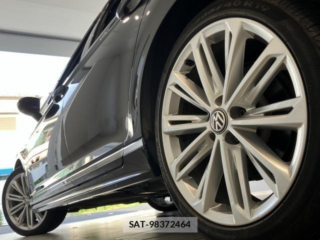 VolksWagen PASSAT 2017-03 7730725-10