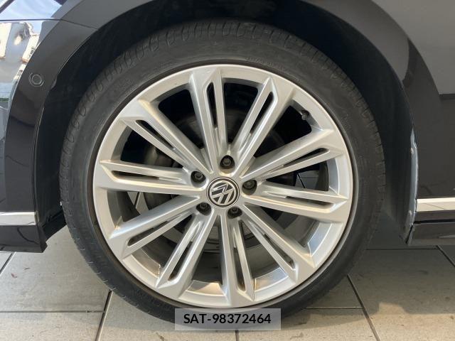 VolksWagen PASSAT 2017-03 7730725-20