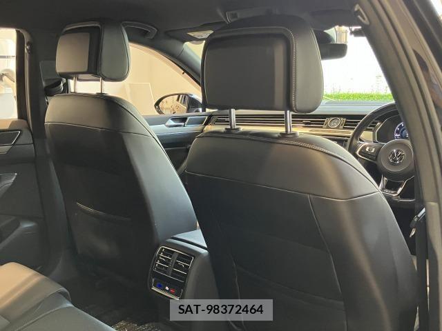 VolksWagen PASSAT 2017-03 7730725-28
