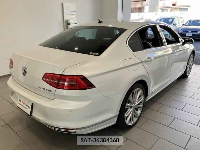 VolksWagen PASSAT 2017-10 7981571-27