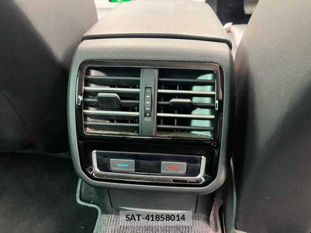 VolksWagen PASSAT 2017-10 8039188-16