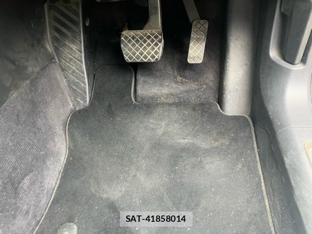 VolksWagen PASSAT 2017-10 8039188-18