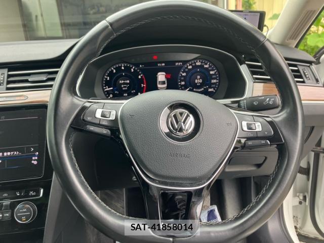 VolksWagen PASSAT 2017-10 8039188-19