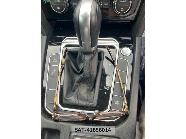 VolksWagen PASSAT 2017-10 8039188-27
