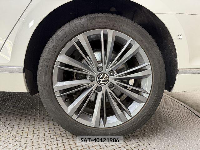 VolksWagen PASSAT 2022-02 8159522-17