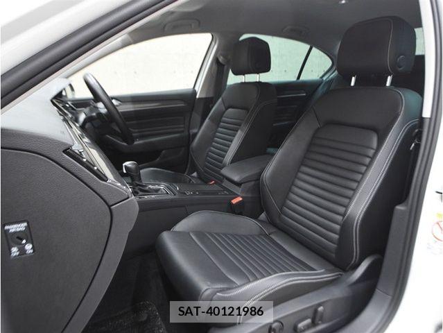 VolksWagen PASSAT 2022-02 8159522-4