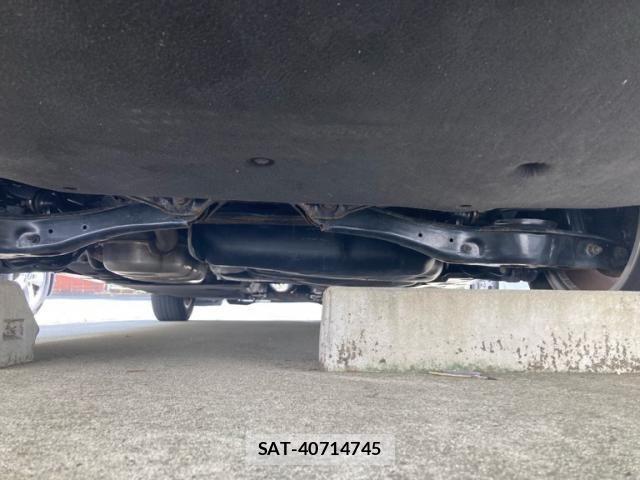 VolksWagen PASSAT 2016-01 8415850-9