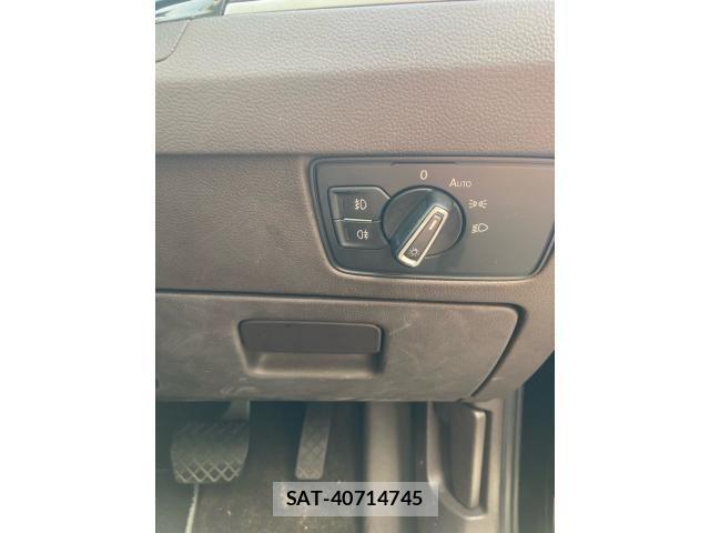 VolksWagen PASSAT 2016-01 8415850-18
