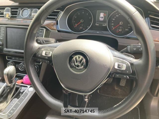 VolksWagen PASSAT 2016-01 8415850-19