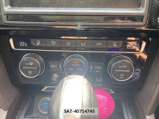 VolksWagen PASSAT 2016-01 8415850-21