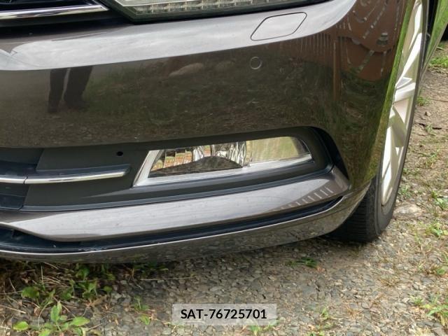 VolksWagen PASSAT 2016-06 8439107-10