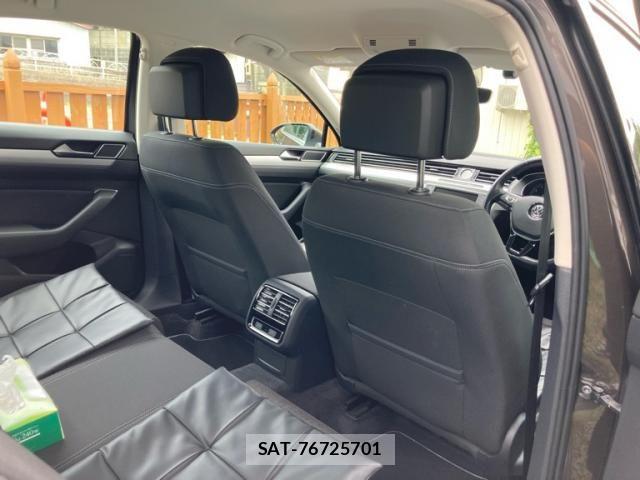 VolksWagen PASSAT 2016-06 8439107-13