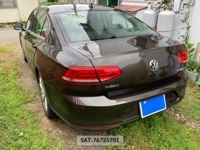 VolksWagen PASSAT 2016-06 8439107-4