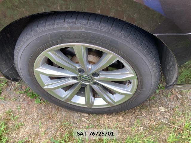 VolksWagen PASSAT 2016-06 8439107-7