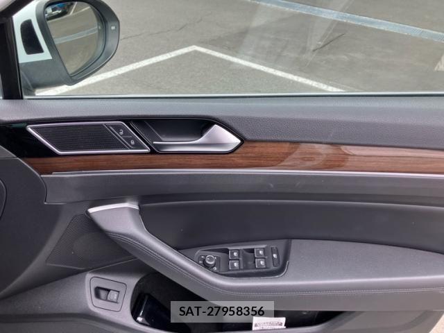 VolksWagen PASSAT 2016-02 8662414-25