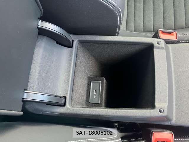 VolksWagen PASSAT VARIANT 2022-06 650960-13