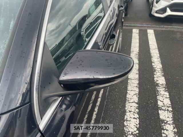 VolksWagen PASSAT VARIANT 2011-07 1143829-7