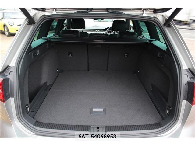 VolksWagen PASSAT VARIANT 2017-07 2779725-5