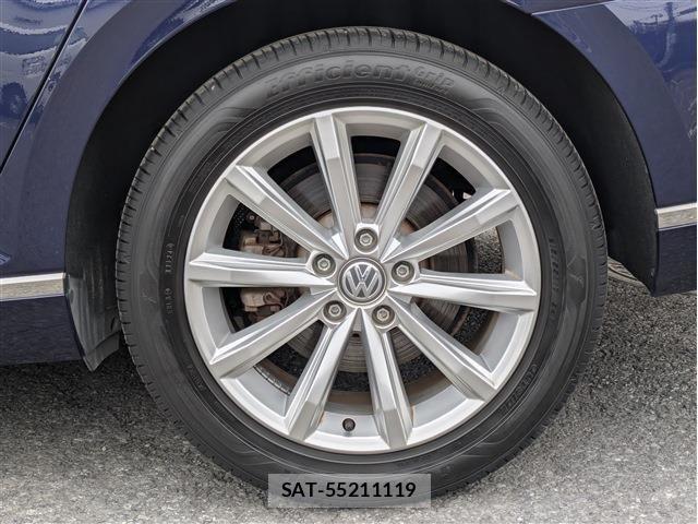 VolksWagen PASSAT VARIANT 2019-09 4333340-8