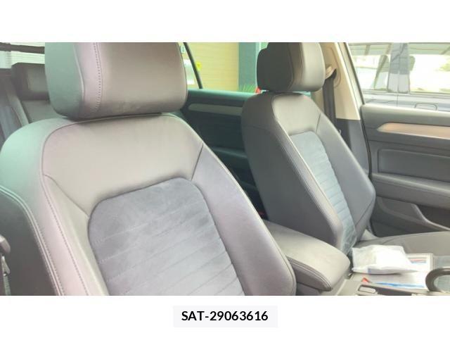VolksWagen PASSAT VARIANT 2018-02 4604549-13