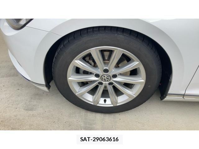 VolksWagen PASSAT VARIANT 2018-02 4604549-6