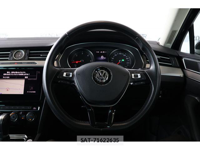 VolksWagen PASSAT VARIANT 2018-05 6266379-14