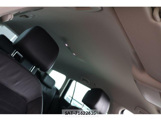 VolksWagen PASSAT VARIANT 2018-05 6266379-16