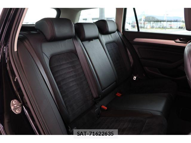 VolksWagen PASSAT VARIANT 2018-05 6266379-17