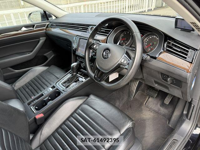 VolksWagen PASSAT VARIANT 2015-08 6615708-10