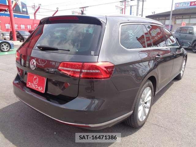 VolksWagen PASSAT VARIANT 2018-05 6915379-5