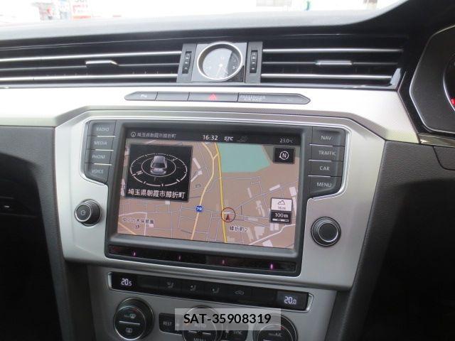 VolksWagen PASSAT VARIANT 2016-10 7061382-6