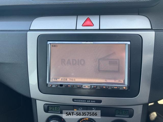 VolksWagen PASSAT VARIANT 2007-07 7061388-23